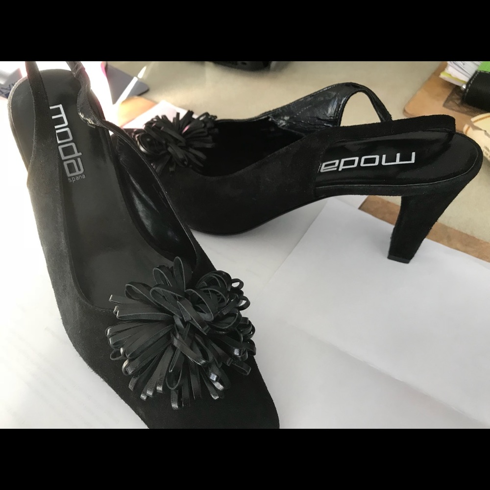 Suede Dress Pump